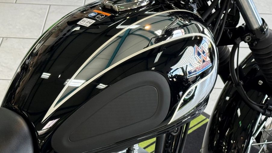 Tin xe máy 10/7: ‘Huyền thoại côn tay' của Nhật chính thức ra mắt tại Việt Nam, khác biệt Honda Winner R, giá mềm