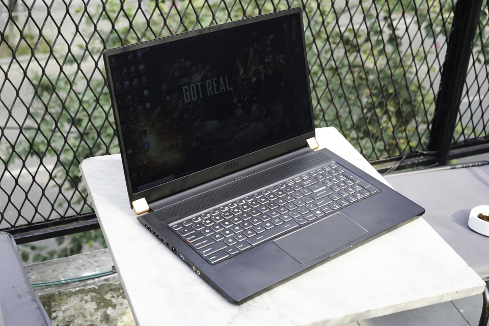 Trên tay MSI GS75 Stealth: Từ bao giờ gaming laptop 17 inches lại 
