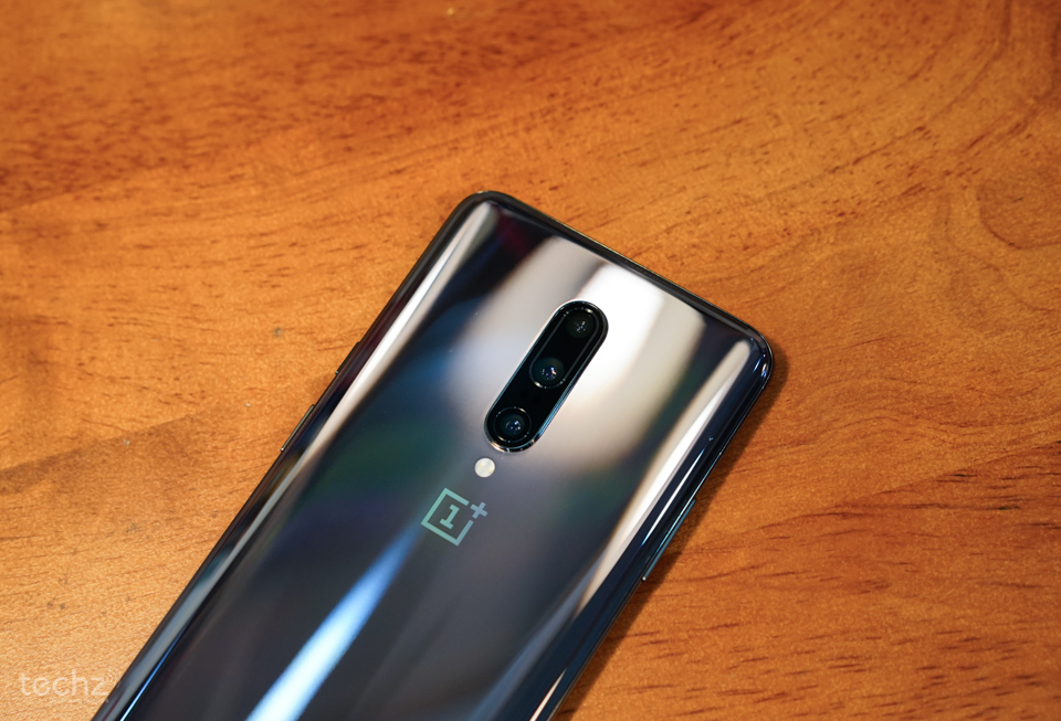 Trên tay OnePlus 7 Pro đầu tiên tại Việt Nam: Siêu phẩm của các siêu phẩm!