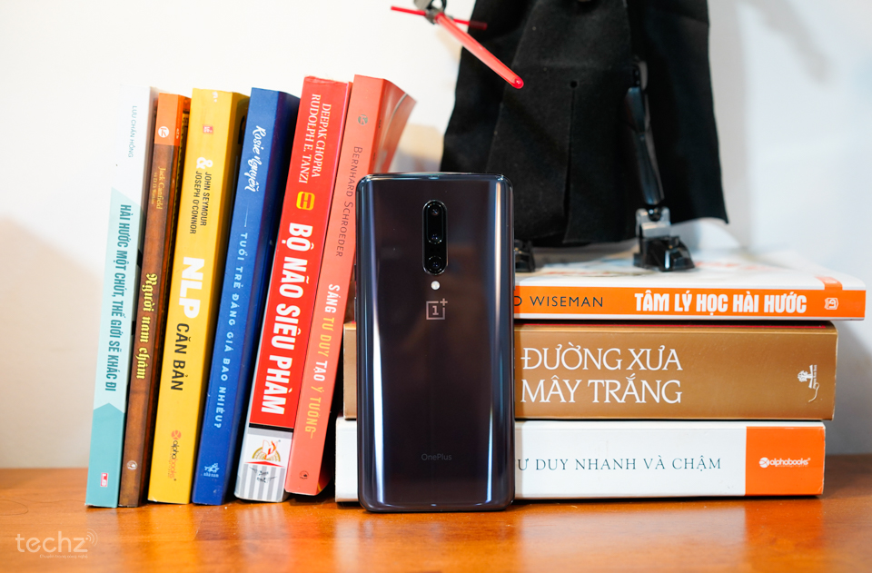 Trên tay OnePlus 7 Pro đầu tiên tại Việt Nam: Siêu phẩm của các siêu phẩm!