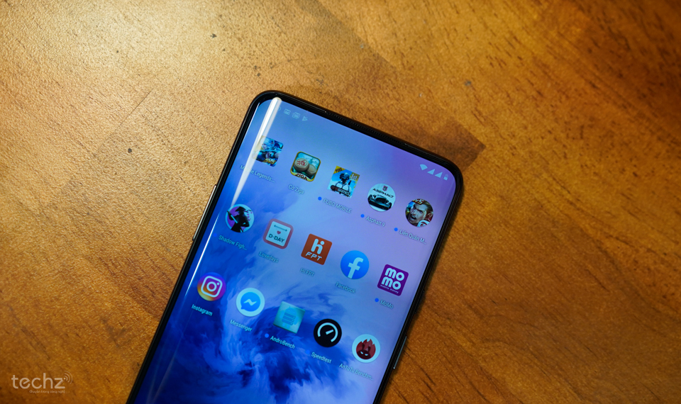 Trên tay OnePlus 7 Pro đầu tiên tại Việt Nam: Siêu phẩm của các siêu phẩm!