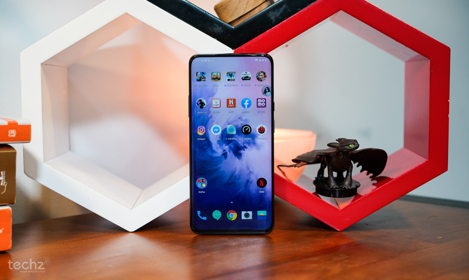 Trên tay OnePlus 7 Pro đầu tiên tại Việt Nam: Siêu phẩm của các siêu phẩm!