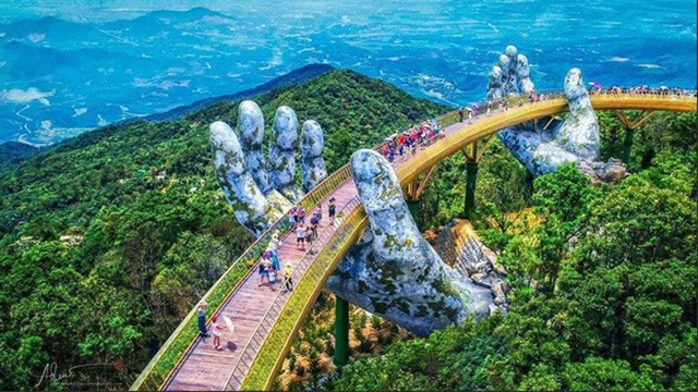 Trung Quốc khai trương cầu mới, dân mạng sững sờ vì "copy" hoàn toàn cầu Vàng ở Việt Nam cầu vàng đà nẵng