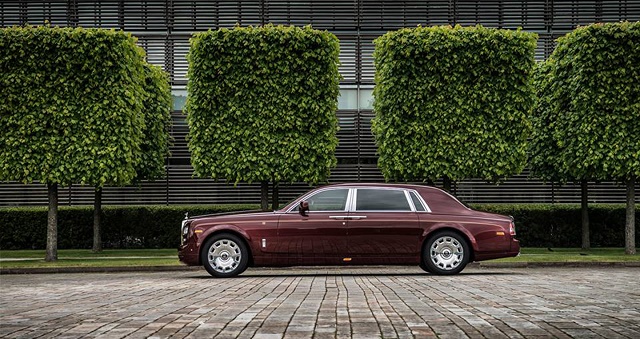 Rolls-Royce Pahntom Hòa Bình và Vinh Quang
