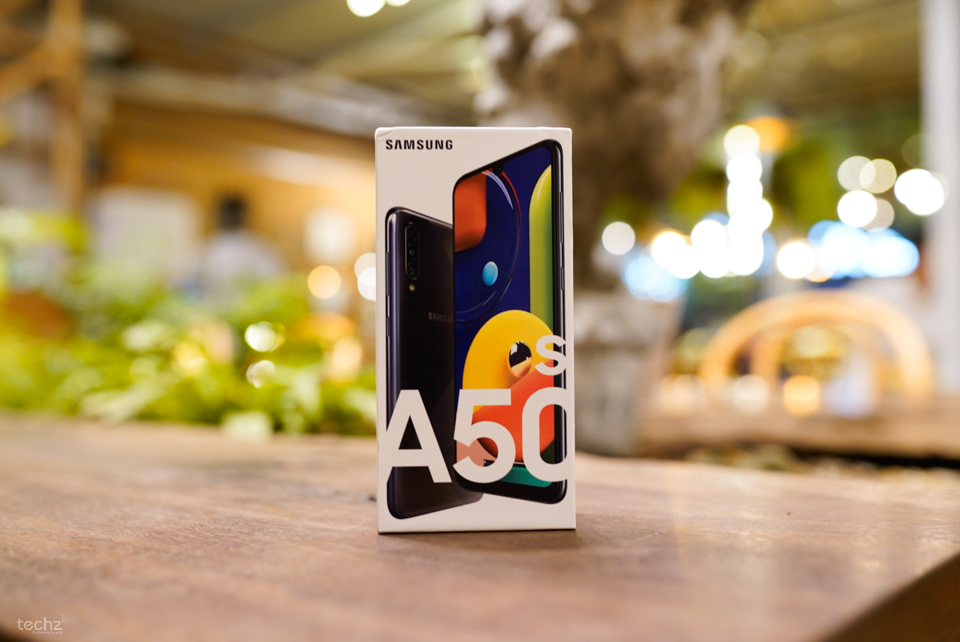 Mở hộp Samsung Galaxy A50s - smartphone có thiết kế đẹp nhất phân khúc tầm trung cuối năm 2019