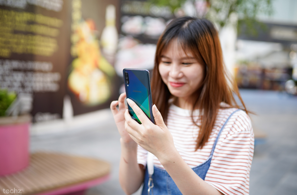 Đây là lựa chọn smartphone tốt nhất cho Gen Z ở phân khúc tầm trung! Đây là lựa chọn smartphone tốt nhất cho Gen Z ở phân khúc tầm trung!