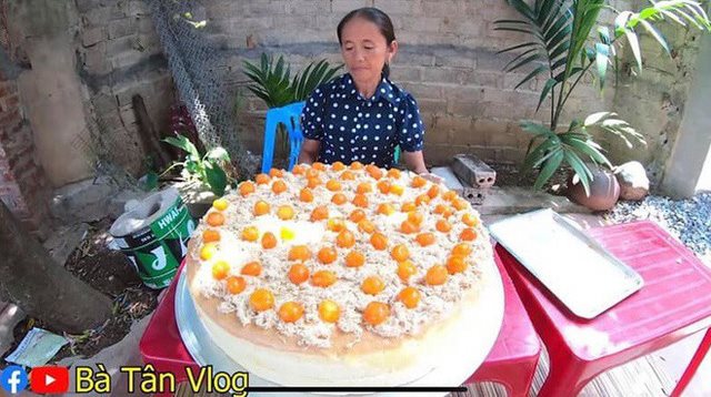 Bị tố gian dối, lừa đảo khán giả, bà Tân Vlog lên tiếng phản bác bà tân vlog